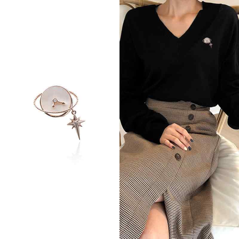 ブローチ 男女兼用 ユニセックス 惑星モチーフ 天然白蝶貝 ストーン ラペルピン ゴールド シルバー 2WA..