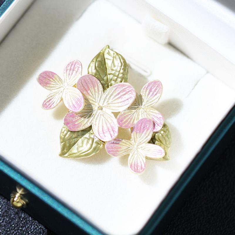 ブローチ レディース フレンチレトロ 桜 フラワー ロマンチック 上品 エレガント 滴油加工 金メッキ コサージュ アンティーク風 おしゃれ アクセサリー オケージョン ギフト ゴールドパープル ゴールドピンク