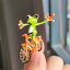 ブローチ ユニセックス 個性的 カエル 自転車モチーフ 動物 アニマル コミカル ユーモラス かわいい お..