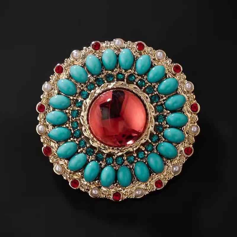 ブローチ レディース バロック レトロ アンティーク調 ヴィンテージ 上品 エレガント 円形 フラワー ピン コサージュ 合金製 ジルコニア 春夏 レッド ブルー サファイア アクセサリー