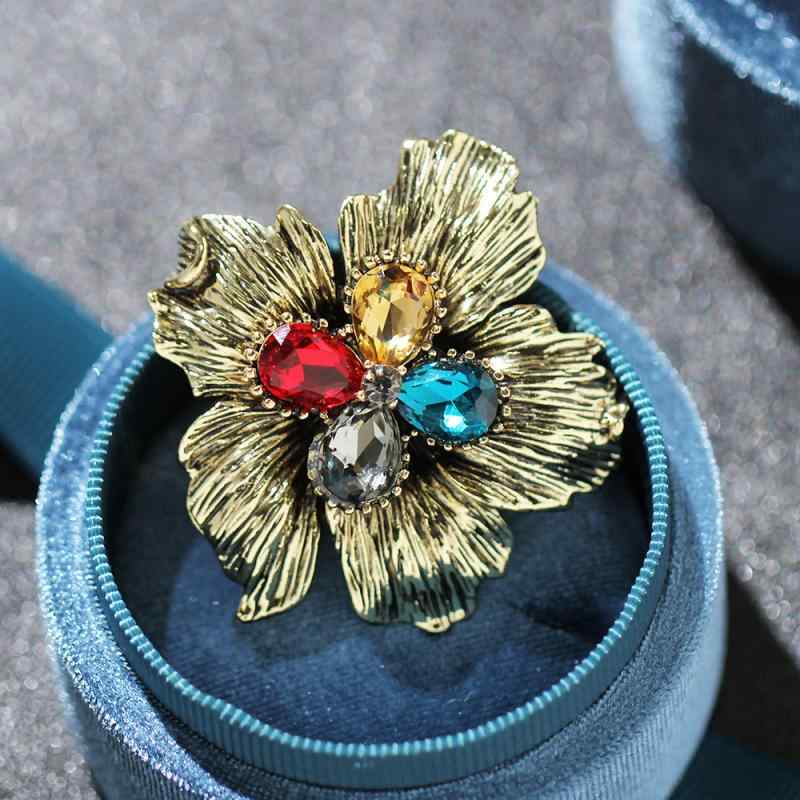 ブローチ レディース ヴィンテージ風 レトロ 個性的な フラワー ローズ 人工水晶 合金 エレガント 上品 胸元カバー ストール留め フォーマル パーティー 結婚式 オフィス プレゼント ギフト アクセサリー 女性用