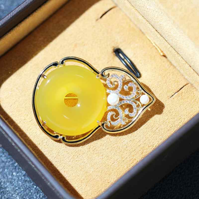 ブローチ レディース 女性用 中国風 レトロ アンティーク調 縁起物 吉祥模様 福禄 瓢箪モチーフ 平安玉 模造玉石 ジルコニア フェイクパール 電気メッキ ゴールドカラー ファッション小物 プレゼント ギフト 記念日 お祝い