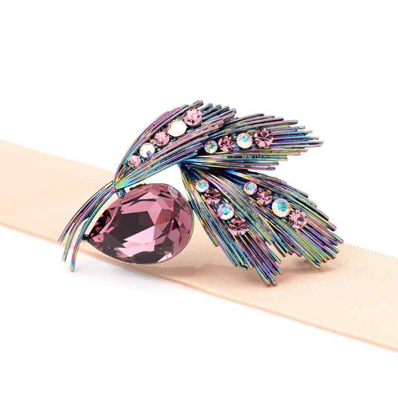 ブローチ レディース リーフ 葉っぱモチーフ 人工クリスタル 電気メッキ加工 カラフル 個性的 ユニーク おしゃれ かわいい 合わせやすい 普段使い ストール留め カーディガン留め プレゼント ギフト