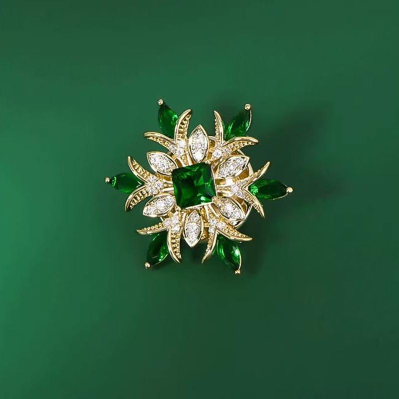 ブローチ レディース 女性用 レトロ クリスタル フラワー 大ぶり 個性的 高級感 欧米風 亜鉛合金製 電気メッキ加工 グリーン ゴールド 秋冬 おしゃれ ギフト アクセサリー
