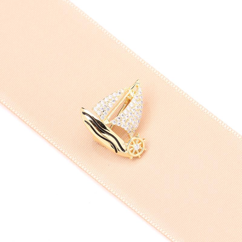 ブローチ 男女兼用 ユニセックス 銅製 ゴールド 帆船モチーフ ジルコニア 電気メッキ加工 ピン 上品 エレガント クラシック ファッショ..