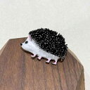 ブローチ レディース ハリネズミ アニメ風 かわいい 動物 ピン 合金 七宝焼 エナメル 電気メッキ加工 高級感 トレンド 個性的 万能 バッグチャーム オフィスカジュアル 多機能 目隠し 固定