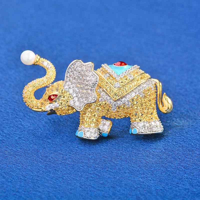 ブローチ レディース 象モチーフ ピンブローチ フルジルコニア エレガント 動物デザイン 高級感 繊細 ゴールド系 ジャケット スーツ 襟元留め 普段使い フォーマル パーティー 結婚式 イベント 卒業式 入学式 コサージュ
