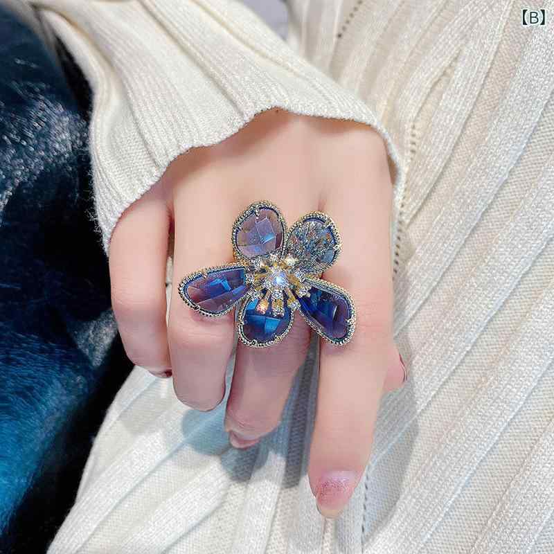 指輪 レディース 女性用 欧米風 個性的 大ぶり 存在感 クリスタル フラワーモチー...