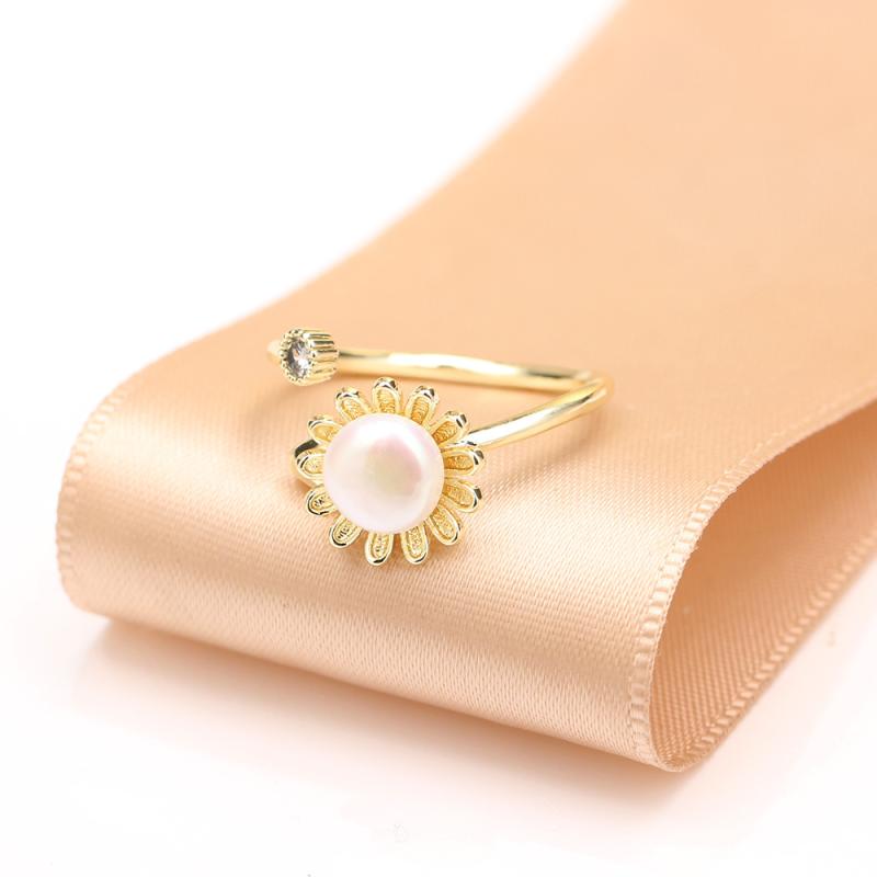 指輪 レディース 天然パール デイジー フラワー ゴールドカラー オープンリング 14K電気メッキ加工 サイズ調整可能 華奢 上品 かわいい 普段使い