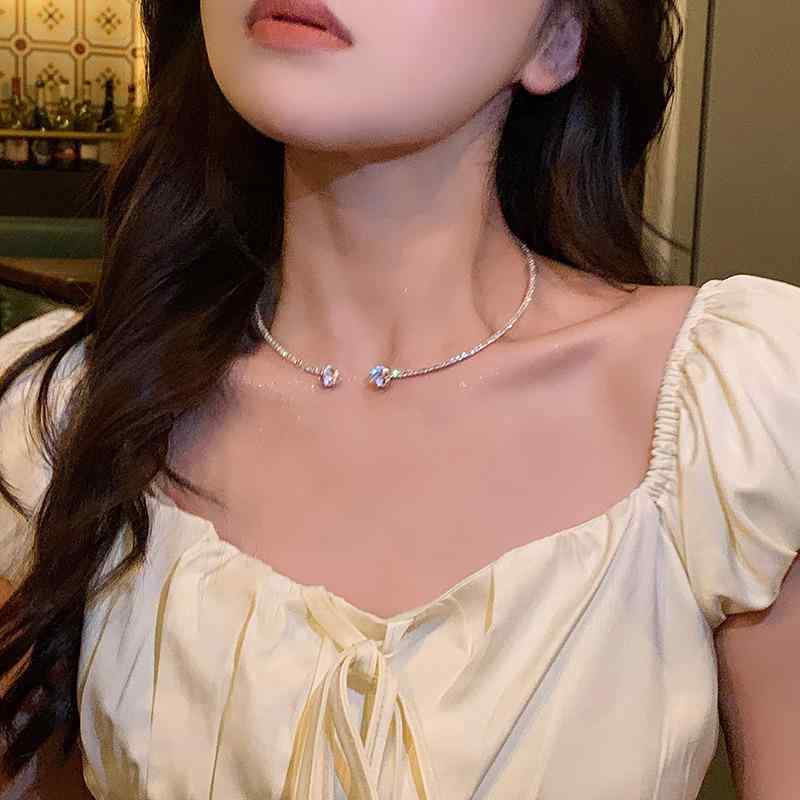 Pearl White - ネックレス レディース ジルコニア ハートモチーフ きらめく 鎖骨チェーン チョーカー 上品 高見え オープンデザイン フルストーン 万能 フェミニン 日韓風 アクセサリー