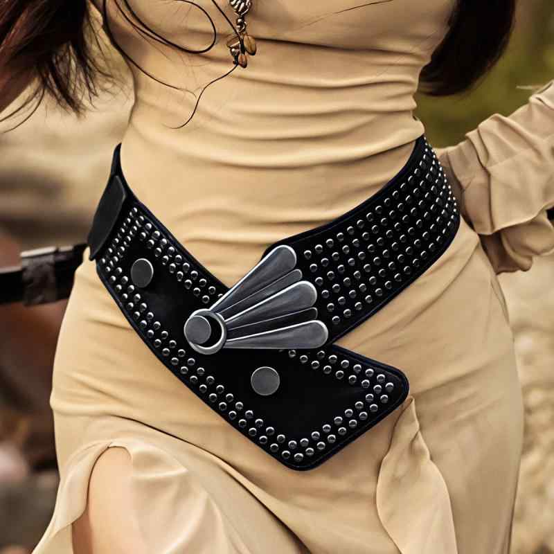 ウエストベルト レディース スタッズ パンク風 ワイドベルト フェイクレザー 重厚感 ストリートカジュアル 個性派 おしゃれ ウエストマ..