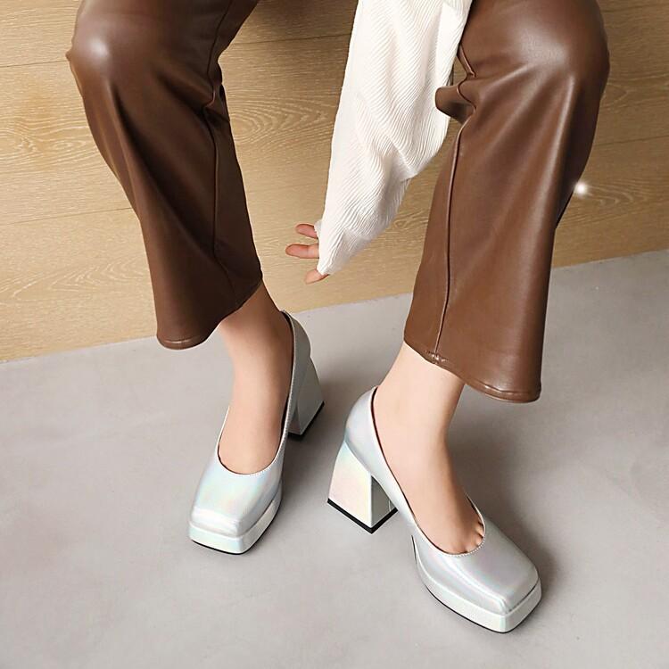 パンプス レディース 春夏 8.5cmヒール 太ヒール スクエアトゥ 欧米風 スタイリッシュ 安定感 歩きやすい 通勤 オフィス 普段使い 合成皮革 ブラック ...