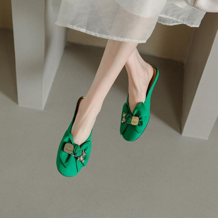 サンダル レディース 女性用 羊革 ローヒール フラット リボン メタル飾り ミュール 欧米風 カジュアル 普段使い サテン 通気性 春夏