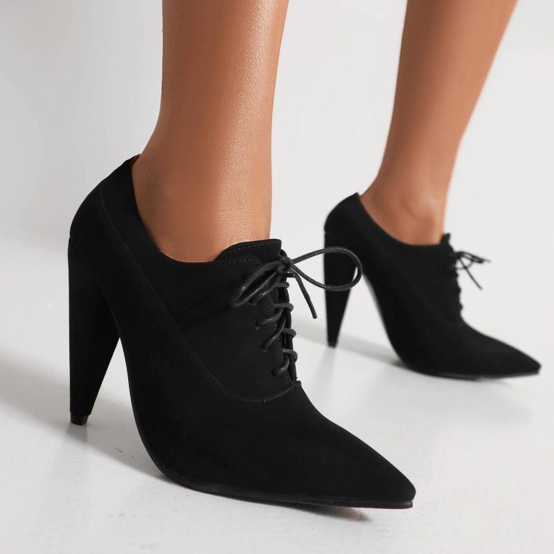 パンプス レディース コーンヒール ポインテッドトゥ 大きいサイズ スエード調 フェイクレザー ゴム底 無地 スリッポン 普段使い オフィス ブラック 春秋