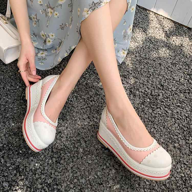 パンプス レディース 女性用 浅口 レース インヒール ラウンドトゥ 丸いつま先 高ヒール プリンセス お嬢様風 学生 スクール カジュアルシューズ 合成皮革 ...