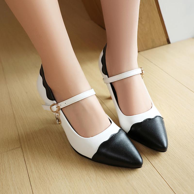 パンプス レディース 女性用 ミドルヒール ポインテッドトゥ アンクルストラップ 花柄デザイン 合成皮革 切り替え オフィス 通勤 普段使い 春夏秋 ブラック ...