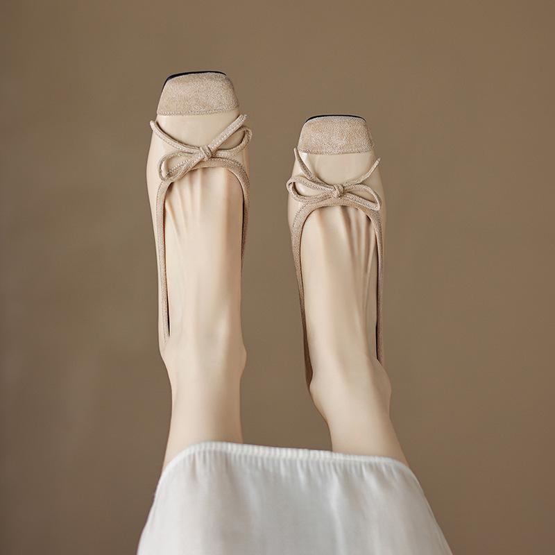 パンプス レディース 女性用 リボン Tストラップ ウェッジソール ミドルヒール スクエアトゥ スリッポン 合成皮革 大きいサイズ 小さいサイズ ブラック オフホワイト シルバー 普段使い デイリーユース