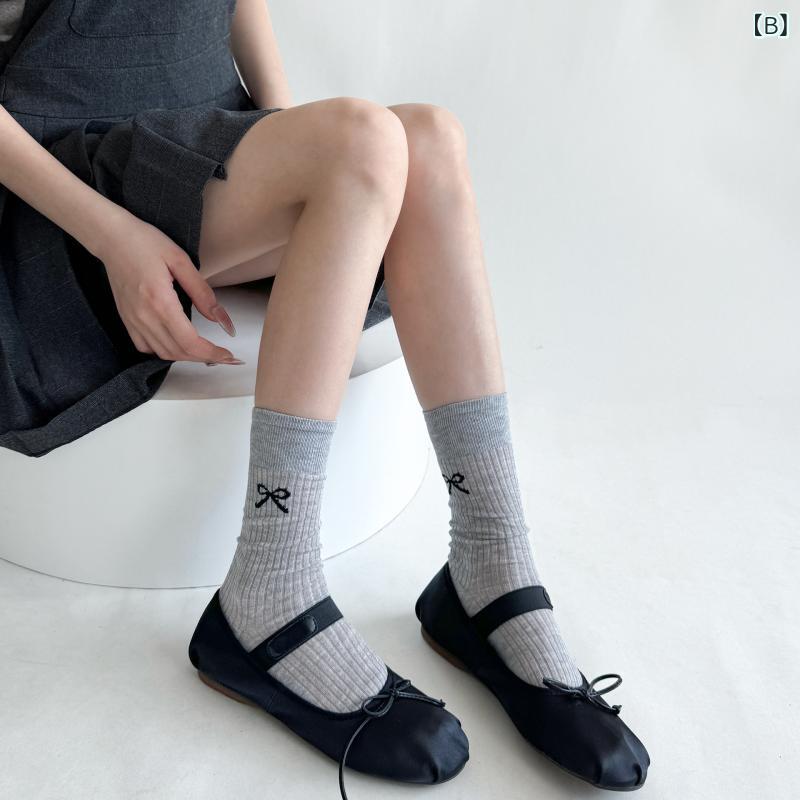ソックス レディース 春夏 薄手 通気性 吸汗 摩擦防止 縦縞 ストライプ ミドル丈 リボン バレエ風 韓国スタイル シンプル 綿 コットン ホワイト グレー ブラック 普段使い