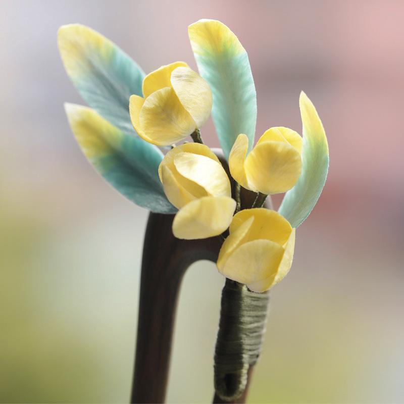 かんざし レディース 中国伝統工芸 蚕糸絨花 白檀 U字 イエロー フラワー 古風 民族衣装 髪飾り ヘアアクセサリー