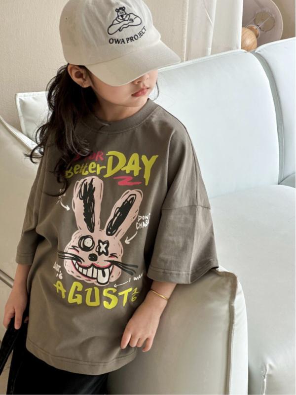 樂天商城 - Tシャツ キッズ 女の子 男の子用 ジュニア 春夏 半袖 綿 ゆったり ルーズ カジュアル 韓国風 キャラクター柄 アルファベット 丸首 クルーネック 柔らかい おしゃれ かわいい カーキ