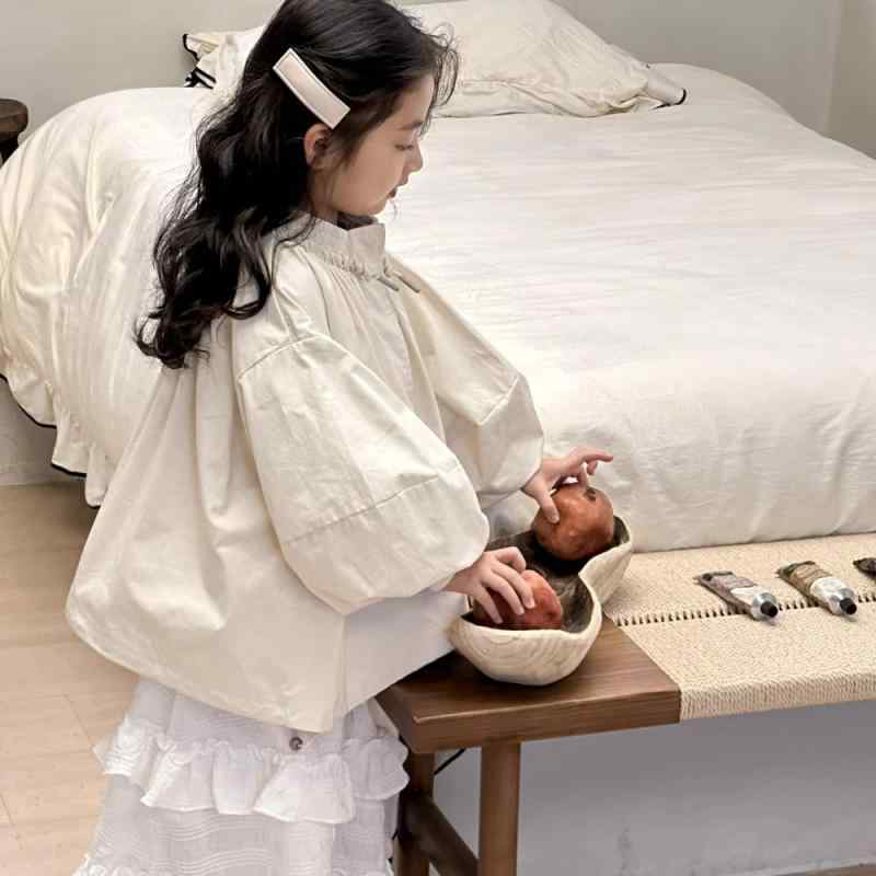 ジャケット ガールズ キッズ ジュニア 韓国風 パフスリーブ スタンドカラー 長袖 ジップアップ ショート丈 無地 春秋 かわいい おしゃれ 通学 やわらか素材 アイボリー