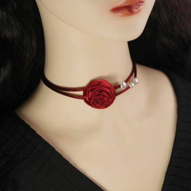 チョーカー レディース 女性用 高級感 ローズ 薔薇モチーフ フラワー 鎖骨ネックレス アクセサリー イミテーションパール 合金 清楚 エ..