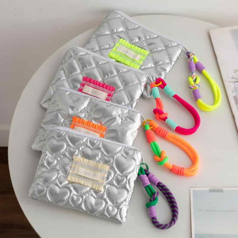 コスメポーチ 男女兼用 PUレザー 防水 大容量 インナーバッグ 小物入れ コインケース 整理 高級感 おしゃれ かわいい ハート柄 リボン柄 ひし形柄