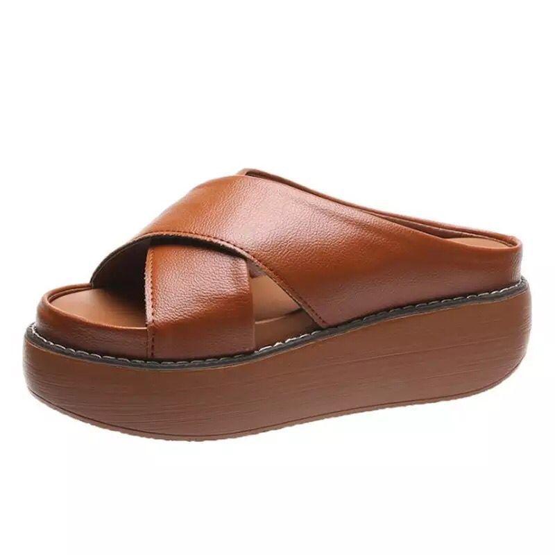 ・カラー展開: グリーン、ブラック、ワインレッド、ブラウン・サイズ展開: 35、36、37、38、39、40、41、42、43・甲材: PU・デザイン: ワンストラップ・つま先形状: ラウンドトゥ・スタイル: 欧米風・底材: EVA・裏地素...