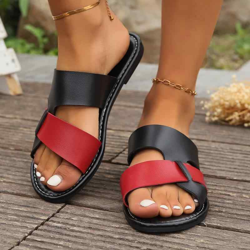 レディース サンダル フラットソール ぺたんこ 大きいサイズ ゆったり 春夏 欧米風 切り替え バイカラー ワンベルト カジュアル 普段使い PUレザー 通気性