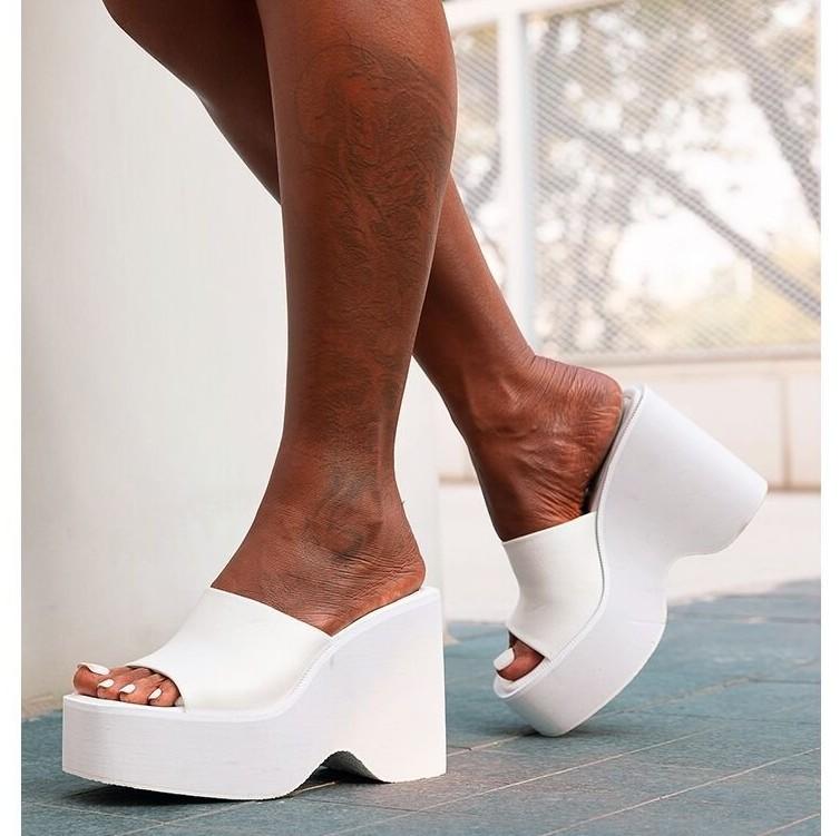 サンダル レディース 春夏 厚底 プラットフォーム 超ハイヒール ウェッジソール スクエアトゥ ワンストラップ ミュール 欧米風 カジュアル 普段使い PUレザー ブラック ホワイト 白 黒