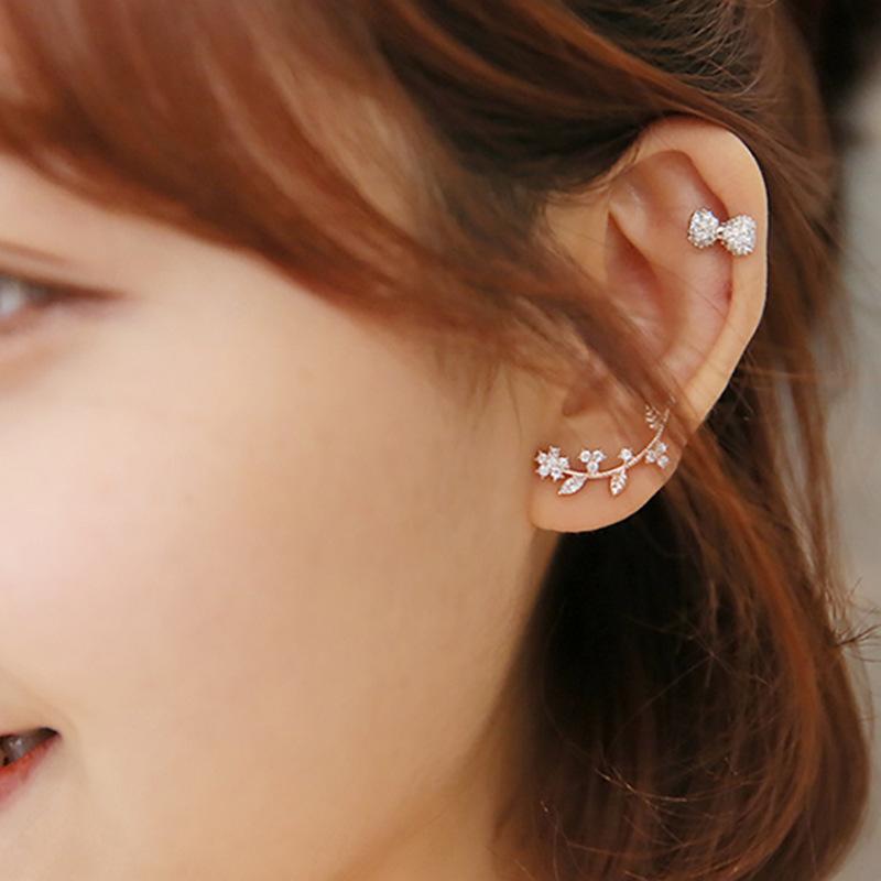 ピアス レディース S925シルバーポスト 高級感 上品 四つ葉のクローバー ジルコニア ファッション トレンド 通勤 オフィス カジュアル シルバー