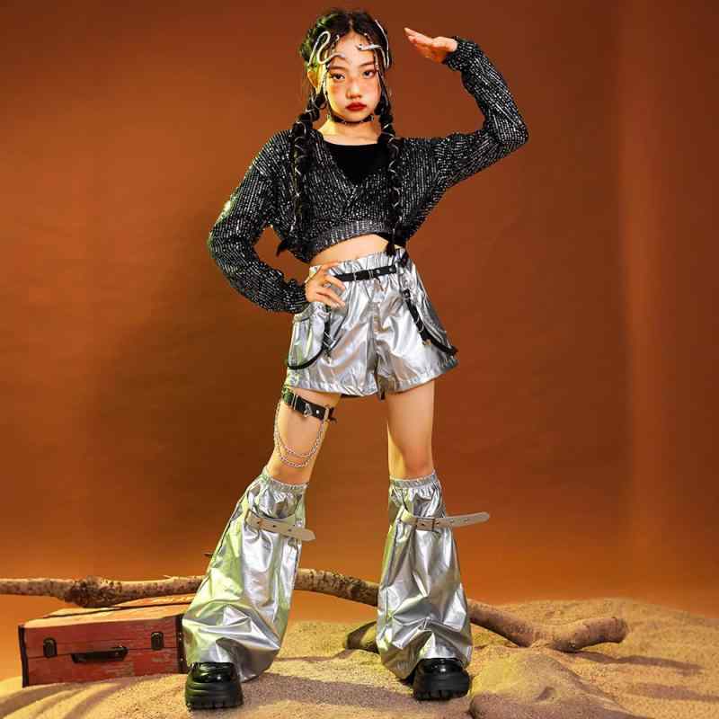 キッズ 女の子 ダンス衣装 ジャズ ストリート ヒップホップ 発表会 舞台 演出 練習着 セットアップ 長袖 トップス ショートパンツ スパンコール シルバー メタリック レザー調 ポリエステル 春秋