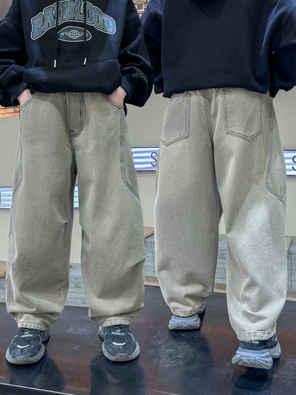パンツ 男の子 ジュニア デニムパンツ 春秋 ストレート カーブデザイン 綿 コットン 柔らかい肌触り カ..