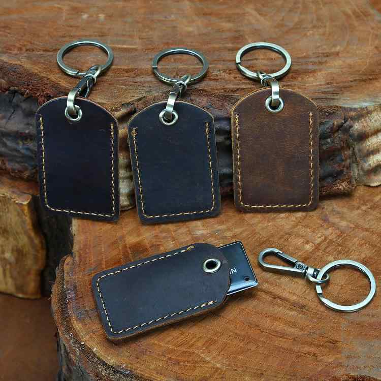 キーホルダー 男女兼用 本革 牛革 クレイジーホースレザー アクセスカード パスケース 定期入れ 非接触型 スクエア型 コンパクト 鍵入れ カジュアル シンプル