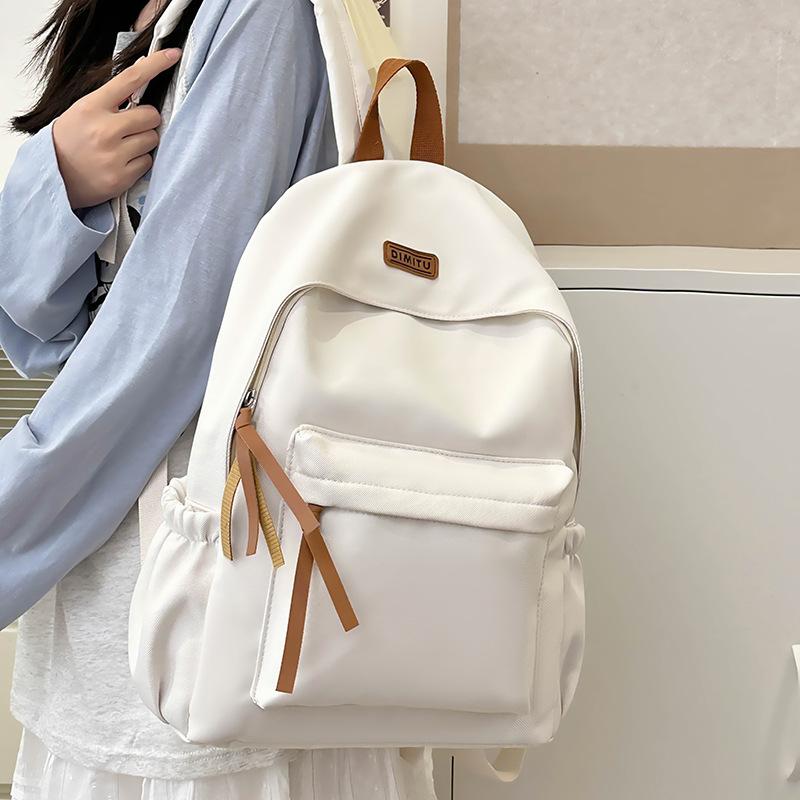 リュック ユニセックス 学生 中高生 通学 通勤 普段使い 万能 ナイロン 大容量 汚れにくい 耐摩耗 おし..