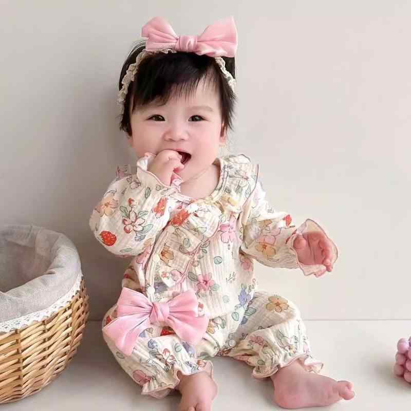 ロンパース 女の子 ベビー 新生児 綿 長袖 薄手 春秋 前開き スナップボタン 花柄 カバーオール 韓国風 プリンセス お出かけ 満月 百日祝い