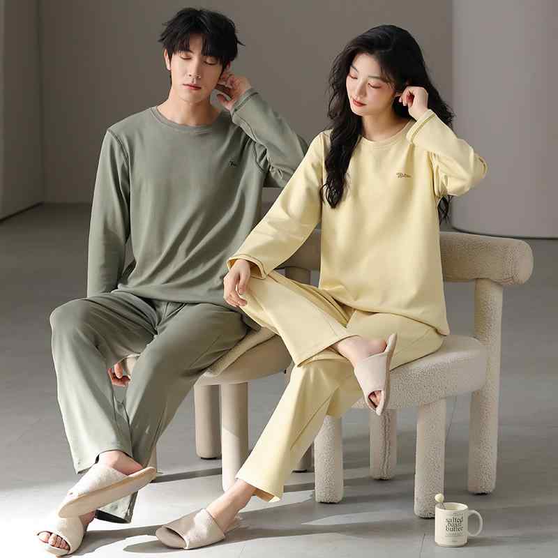 [&quot;・カテゴリ: パジャマ&quot;,&quot;・主な素材: 綿95%以上&quot;,&quot;・スタイル: シンプルカジュアル&quot;,&quot;・形状: プルオーバー&quot;,&quot;・厚さ: 中程度&quot;,&quot;・ネックライン: クルーネック&quot;,&quot;・袖丈: 長袖&quot;,&quot;・パンツ丈: ロング丈&quot;,&quot;・機能: リラックス、通気性、睡眠、入浴、部屋着、涼感、快適、外着可&quot;,&quot;・シーズン: 夏、春、秋&quot;,&quot;・サイズ展開: レディースM、L、XL、XXL、メンズL、XL、XXL、XXXL&quot;]