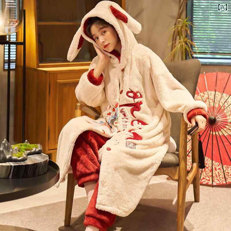 ・カテゴリ: ルームウェア・主な素材: ポリエステル95%・スタイル: カップル向け、リラックス・タイプ: セットアップ・厚さ: 厚手・織り方: ニット・ネックライン: フード付き・袖丈: 長袖・丈: ロング丈・機能: リラックス、快眠、入浴後、部屋着、保温、快適、普段使い・対象: カップル・対象年齢: 18～40歳・シーン: アウトドア、おうち時間・サイズ展開: M, L, XL, XXL, XXXL