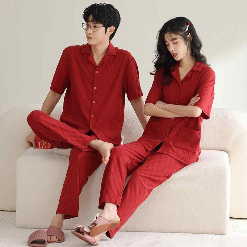 ・カテゴリ: セット・主な素材: 綿95%以上・スタイル: カーディガン, シンプルカジュアル・厚さ: 薄手・生地厚さ: 約141-160g/平米・ネックライン: 襟付き/ポロネック・袖丈: 3分袖・丈: ロングパンツ・機能: カジュアル,通気性,睡眠,伸縮性,ホームウェア,涼しい,快適,普段着・適用シーン: アウトドア,ホームウェア,ホテル浴場,結婚式・フォトスタジオ・サイズ展開: M, L, XL, XXL, XXXL