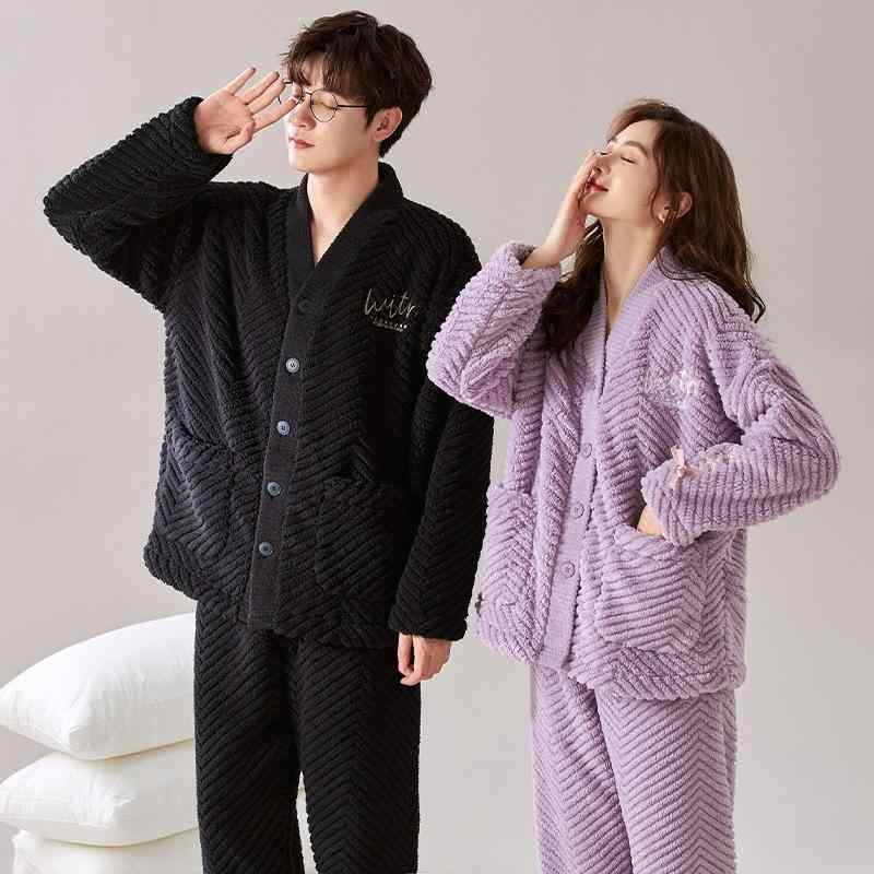 ・カテゴリ: セットアップ・主な素材: コーラルベルベット (ポリエステル100%)・厚さ: 厚手・ネックライン: Vネック・袖丈: 長袖・丈: ロングパンツ・機能: 通気性、睡眠、入浴、伸縮性、部屋着、保温、涼感、快適、外着可能・シーン: アウトドア、部屋着、ホテル・旅館、結婚式・フォトスタジオ・サイズ展開: レディースM、レディースL、レディースXL、レディースXXL、メンズL、メンズXXL、メンズXXXL・スタイル: シンプルカジュアル