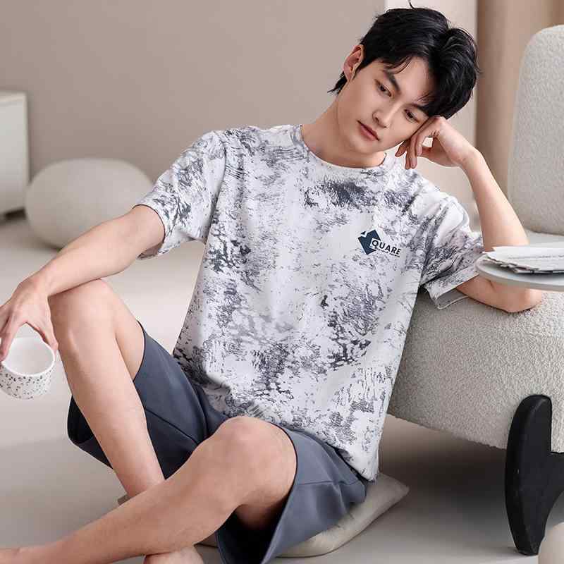 ・カテゴリ: セットアップ・主な素材: モダール80-90%・生地の厚さ: 標準・ネックライン: クルーネック・袖丈: 3分袖・パンツ丈: ショート・機能: カジュアル、睡眠、ルームウェア、快適、お出かけ着・対象シーズン: 春夏秋・サイズ展開: L、XL、2XL、3XL・スタイル: シンプルカジュアル