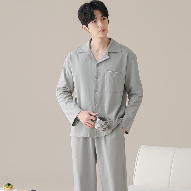 ・カテゴリ: セットアップ・タイプ: セットアップ・主な素材: モダール・厚さ: 薄手・ネックライン: 襟付き・袖丈: 長袖・股下: ロング丈・機能: カジュアル、睡眠、ルームウェア、快適、普段使い・適用シーズン: 夏、春、秋・適用シーン: アウトドア、ルームウェア・カラー展開: ライトグレー、パープル、ダークブルー、シルバーグレー、レッド、ネイビー、カーキ、グレーブルー・サイズ展開: L、XL、XXL、XXXL・主な素材含有量: 90%〜95%・スタイル: 高級感