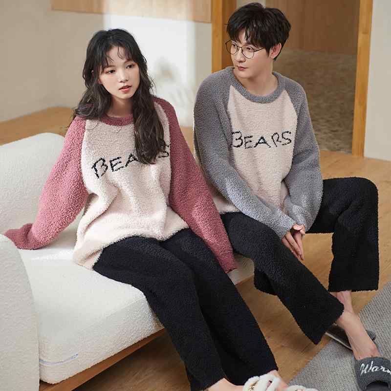 ・カテゴリ: セットアップ・生地名: 半边绒・タイプ: プルオーバー・主な素材: ポリエステル90-95%・ネックライン: クルーネック・袖丈: 長袖・パンツ丈: ロング・機能: リラックス、睡眠、部屋着、保温、快適、普段着・シーン: アウトドア、部屋着・サイズ展開: M、L、XL・スタイル: シンプルカジュアル