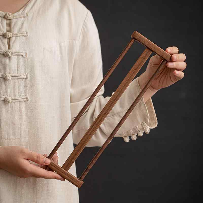 ・カテゴリ: カップホルダー・素材: 木材・重量: 約300g・スタイル: 中国風・カラー: ウォールナット