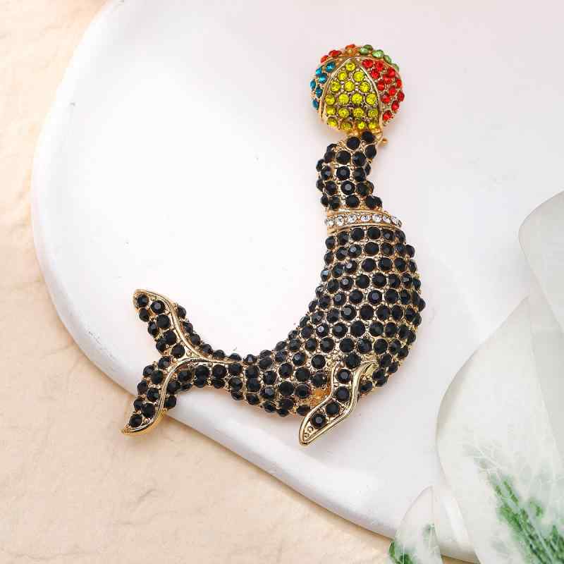 ブローチ レディース アザラシモチーフ レトロ アンティーク ラインストーン 高級感 おしゃれ かわいい..