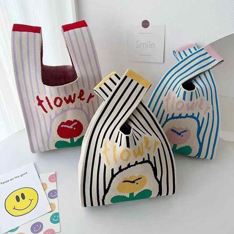 楽天way-ugoバッグ キッズ ベビー 手提げ リストレット 編み込み ポーチ 1歳誕生日 バースデー ベビーパーティー お祝い 返礼品 プチギフト お菓子入れ かわいい おしゃれ ミニ スクエア 花柄 ポリエステル（x2）