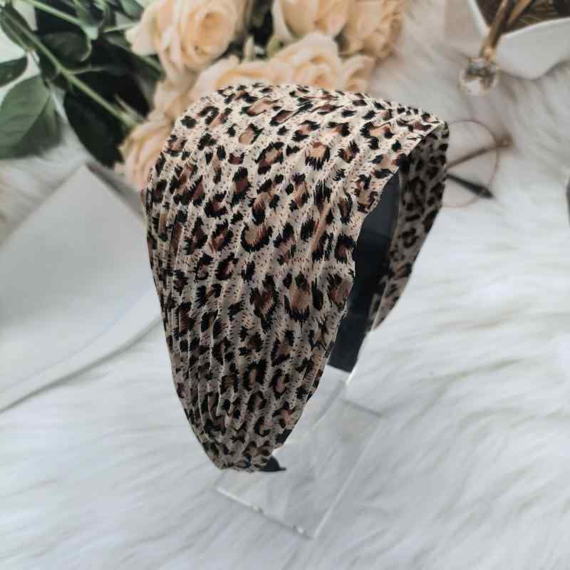 カチューシャ レディース ヘアバンド 幅広 ワイド 韓国風 ヒョウ柄 白髪隠し 布製 普段使い お洒落 レトロ ヘアアクセサリー 髪飾り 春夏 ブラック ダークカーキ チョコレート(x2)