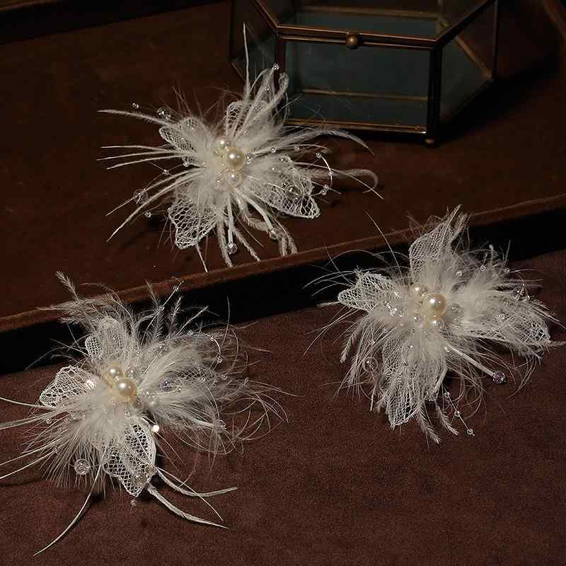 ヘアアクセサリー レディース ブライダル レース フェザー 蝶々 バタフライ 髪飾り ウェディング 結婚..