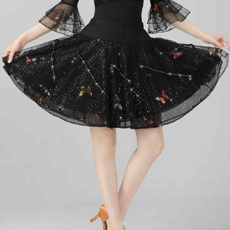 ダンススカート レディース ラテンダンス 社交ダンス ジルバ ミニ丈 ボリューム 蝶スパンコール キラキ..