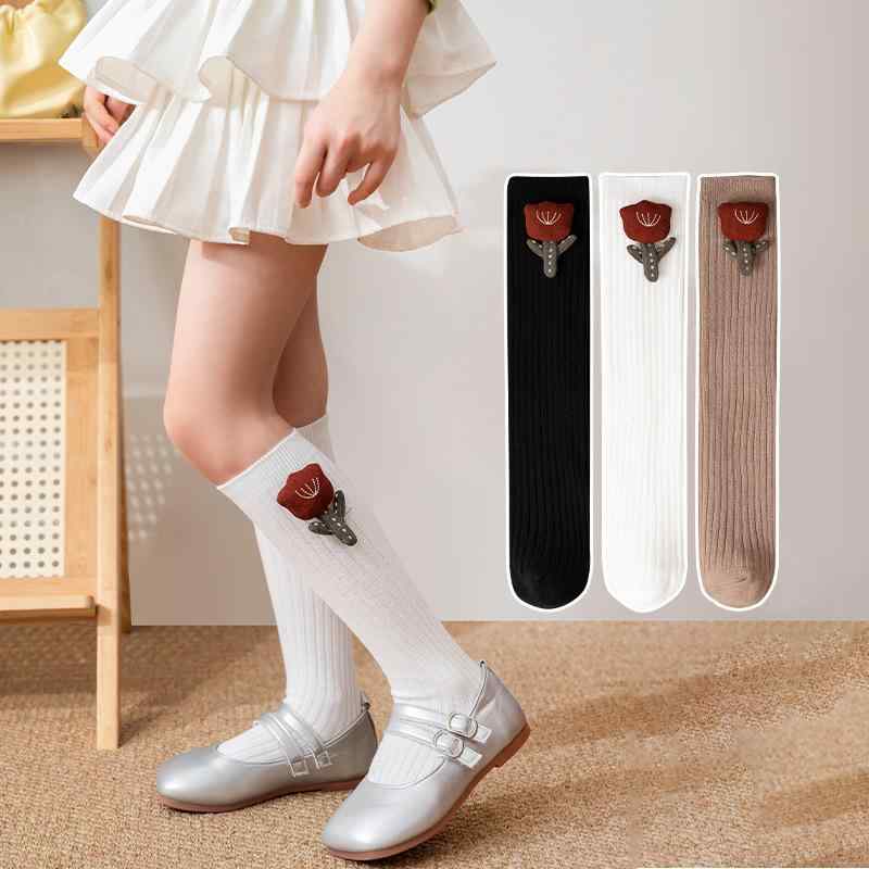 ソックス キッズ 女の子 ベビー 子供 花柄 フラワー ミドル丈 クルー丈 ルーズソックス くしゅくしゅ 普段使い お出かけ 通園 通学 春秋 綿 コットン 伸縮性 吸湿速乾 かわいい おしゃれ 通気性 快適 白 黒 コーヒー